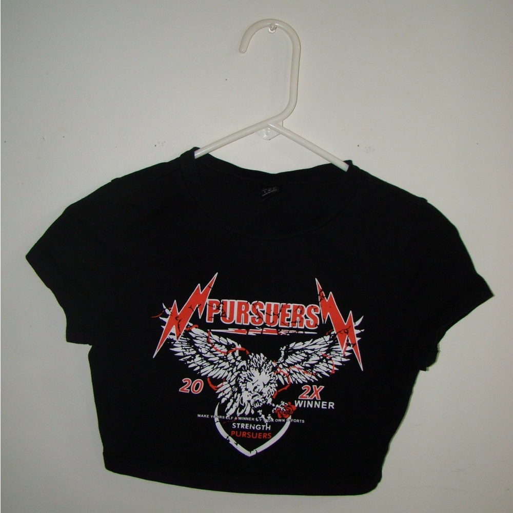 black graphic cropped top